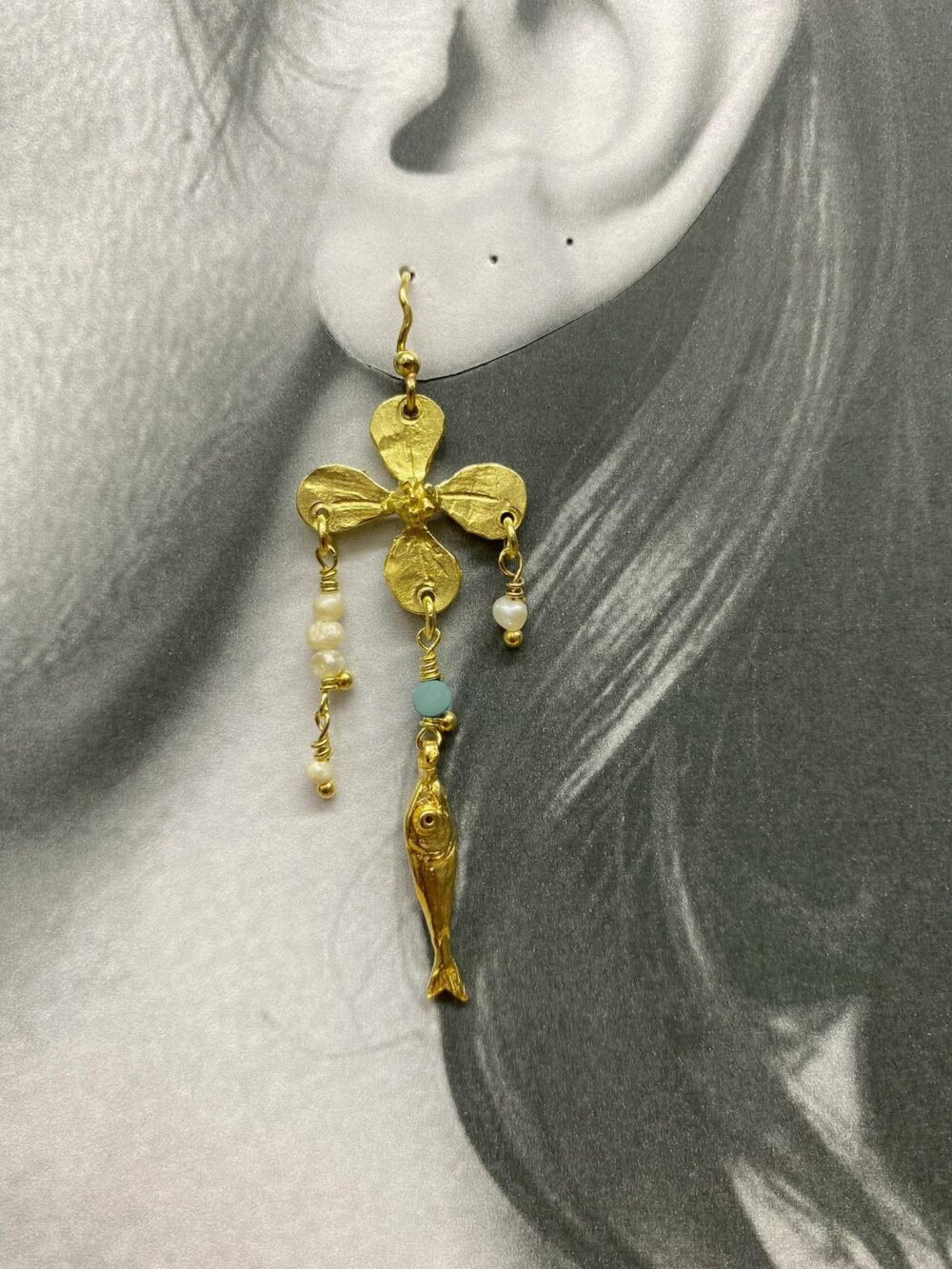 Flower earring - single piece